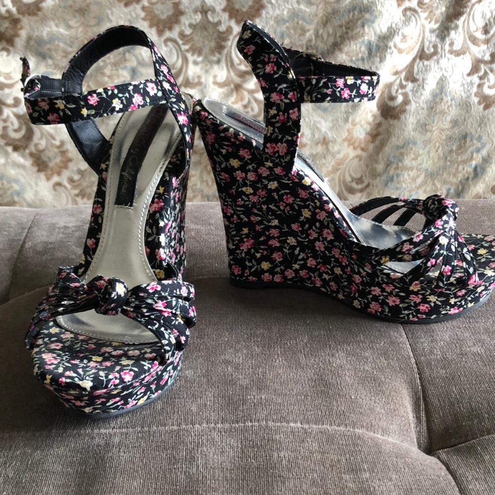Floral Print Wedges